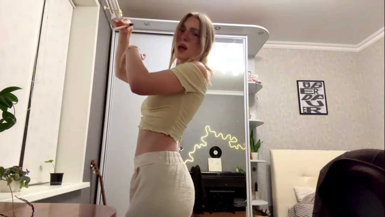 LatishaKrauel Stripchat recording – Oct 9, 2026