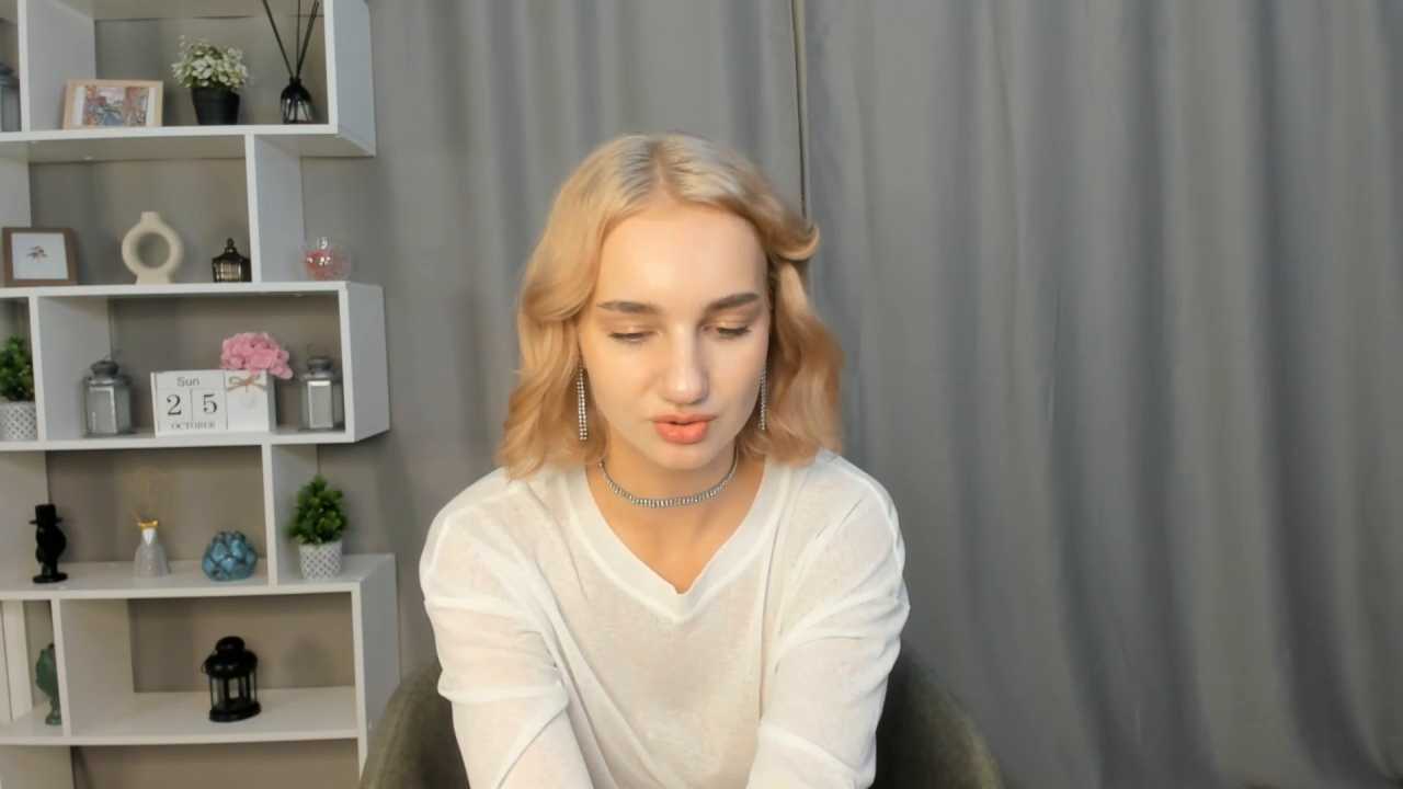 LavinaBattistone Stripchat recording – Oct 25, 2026