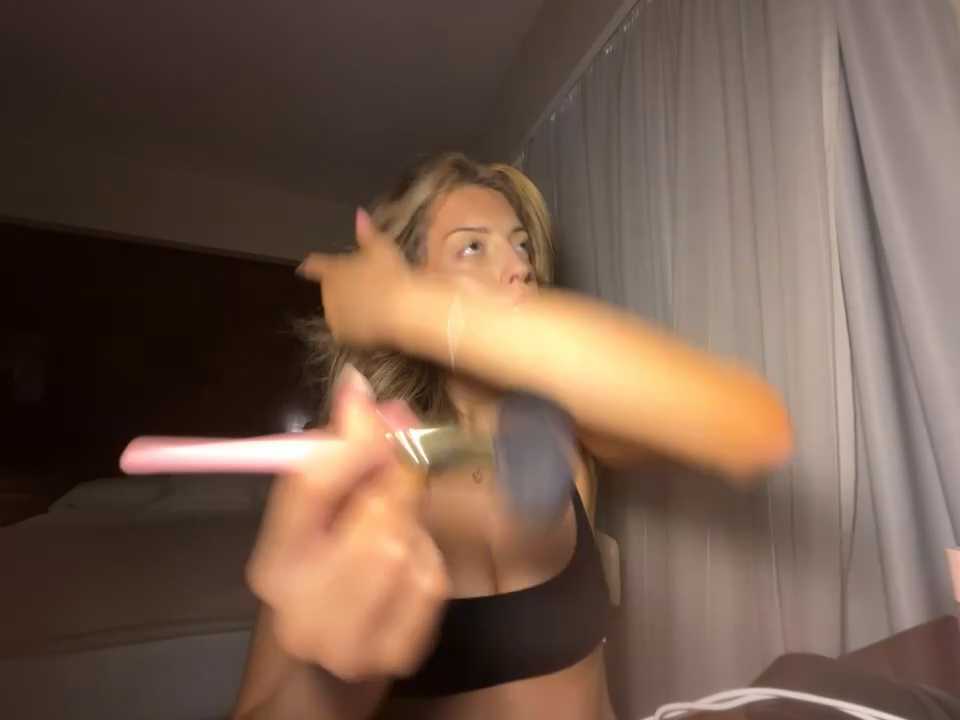 Leahmariaamor cam recording