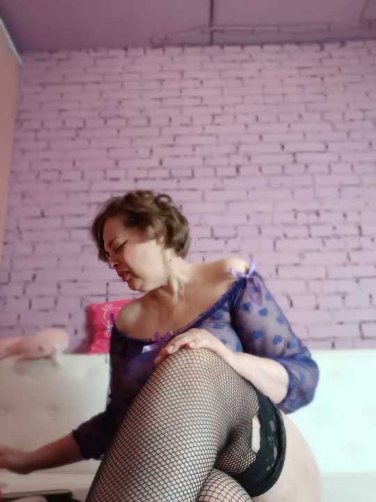 Ledi_Milff cam recording