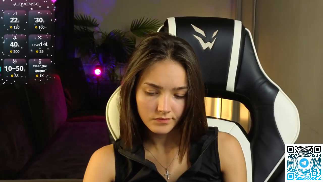 Leslie_Scott