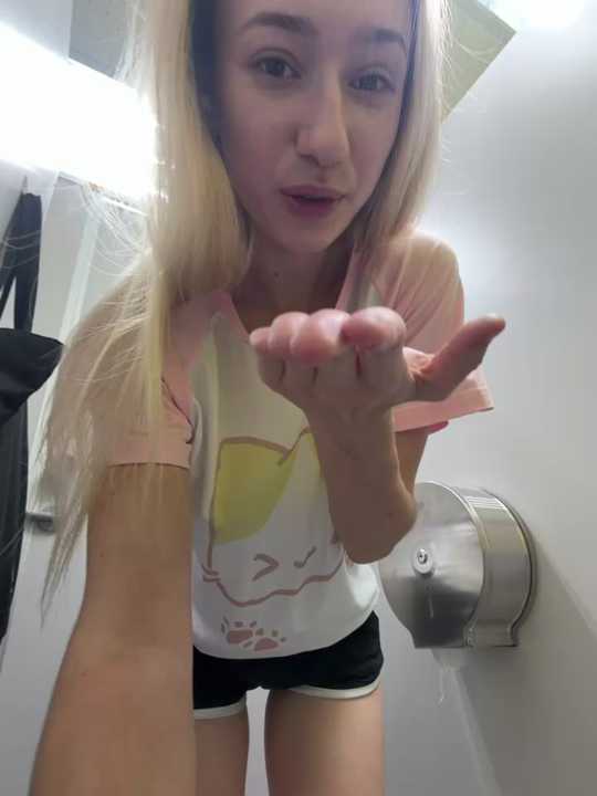 Lia-see-ya cam recording