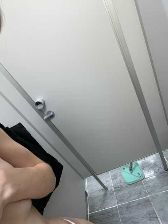 Lia-see-ya cam recording