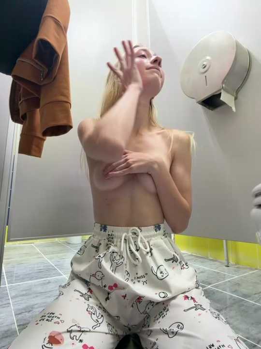 Lia-see-ya cam recording