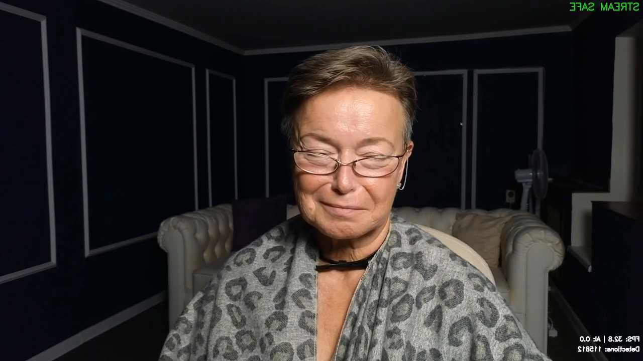 Lia_Light