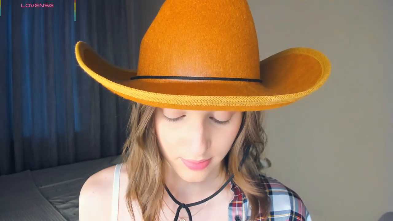 LianneBynon cam recording