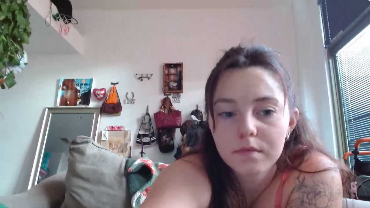 LilBongo1 cam recording