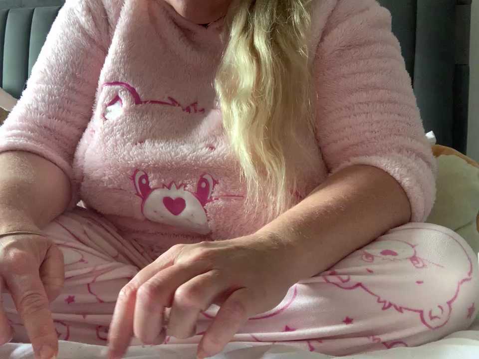 LilMissPeachy cam recording