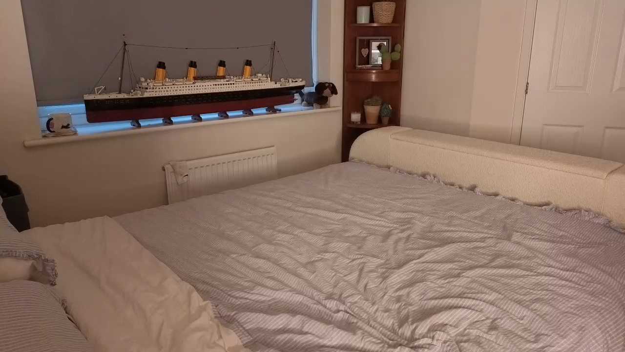 Lilly-Luscious cam recording