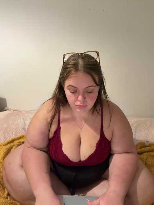 LillyMaexx Stripchat recording – Oct 24, 2026