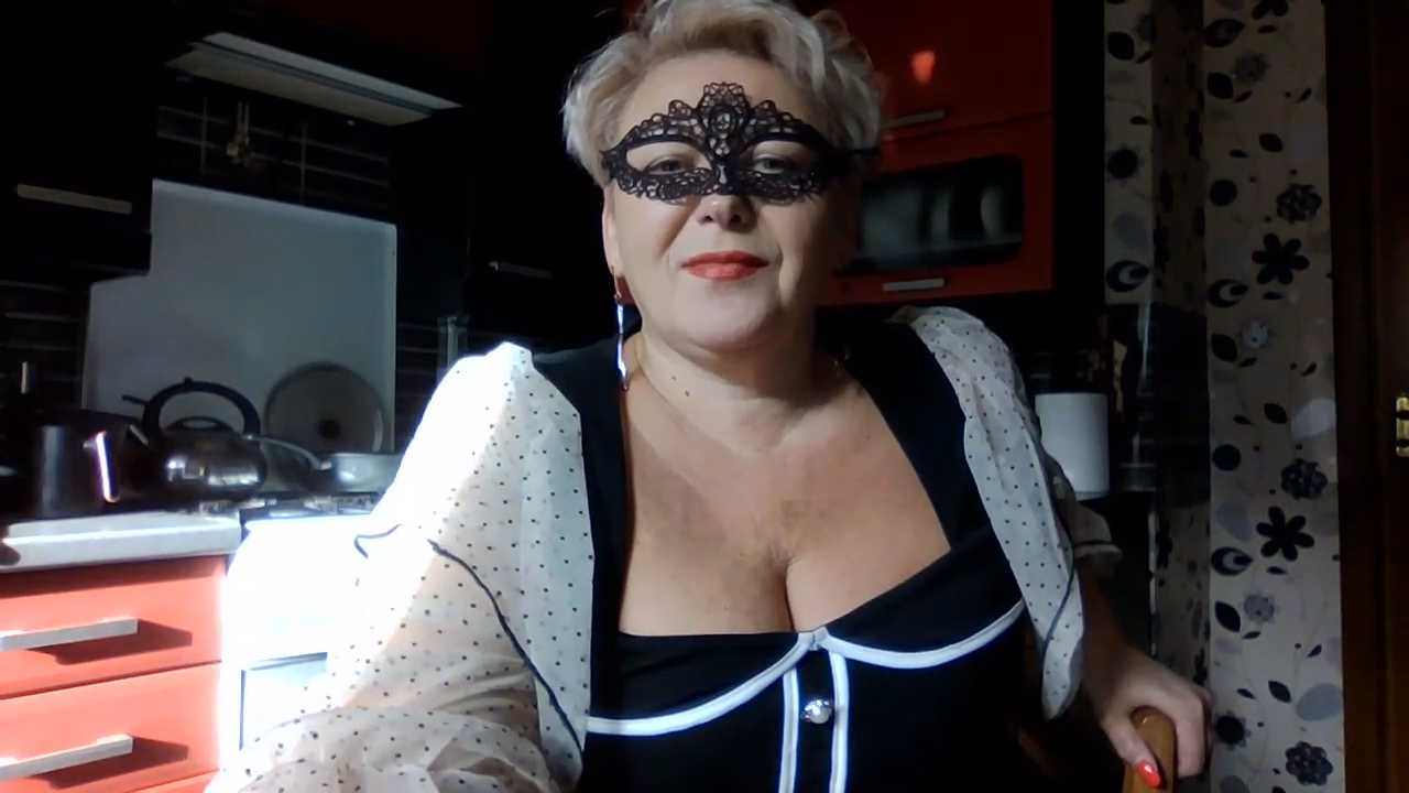 Lisa_Suzie cam recording