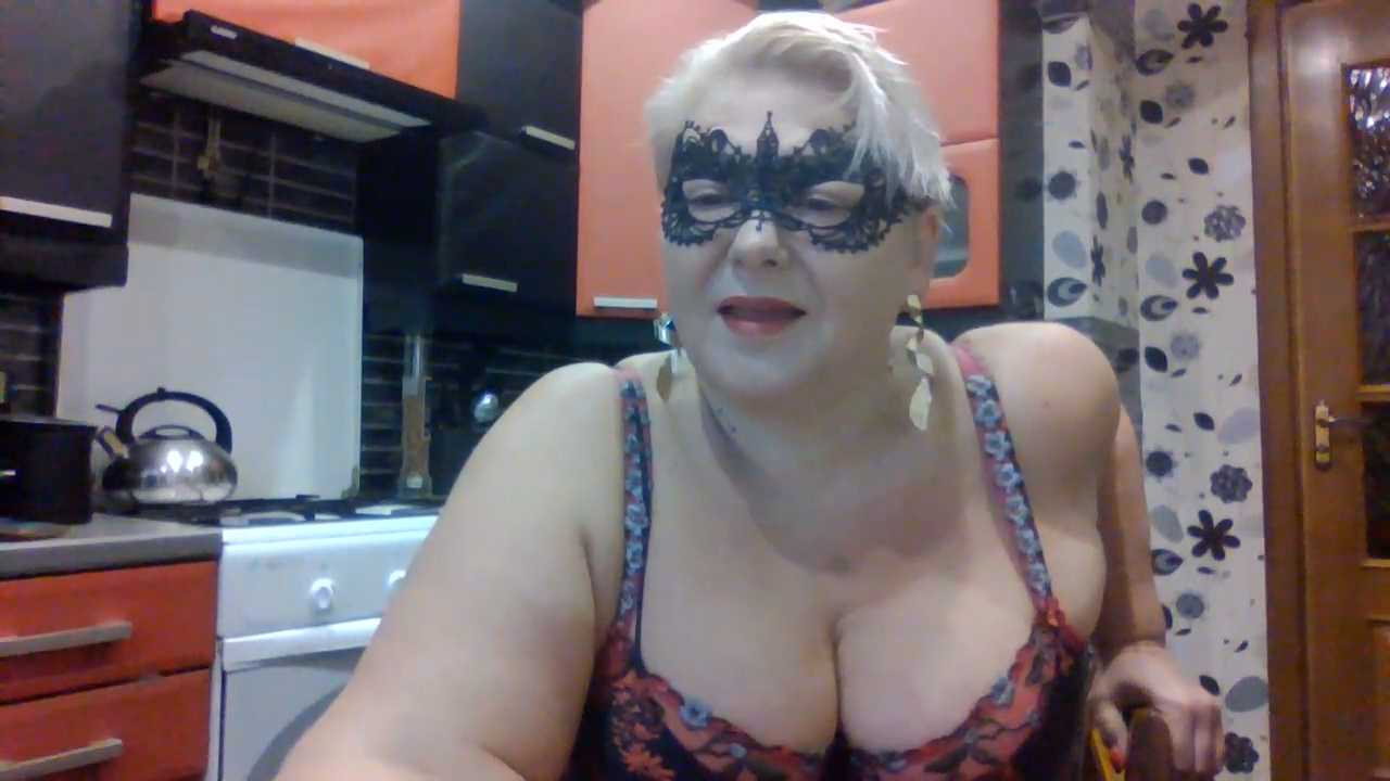 Lisa_Suzie cam recording