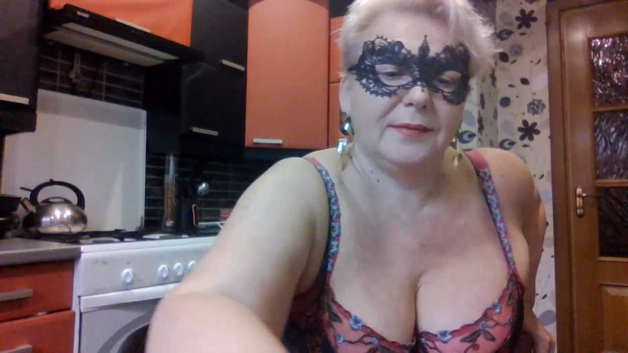 Lisa_Suzie cam recording