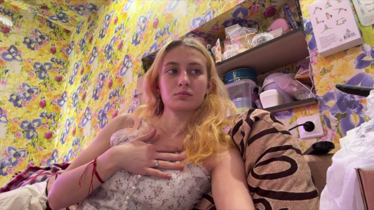 Lisaloveflower cam recording