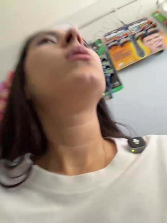 LittleDoll___ cam recording