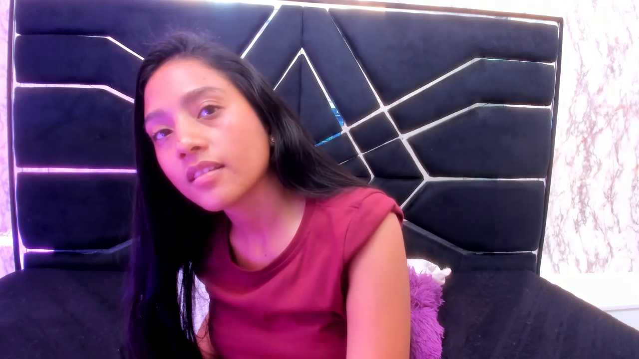 Little_Ariana26 cam recording