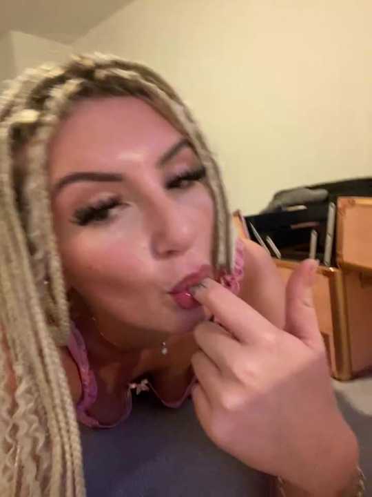 Livistreetxx cam recording
