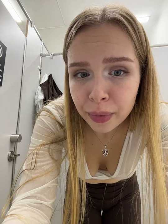 Liza_risky cam recording