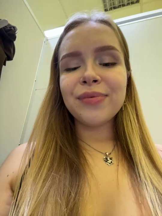 Liza_risky cam recording