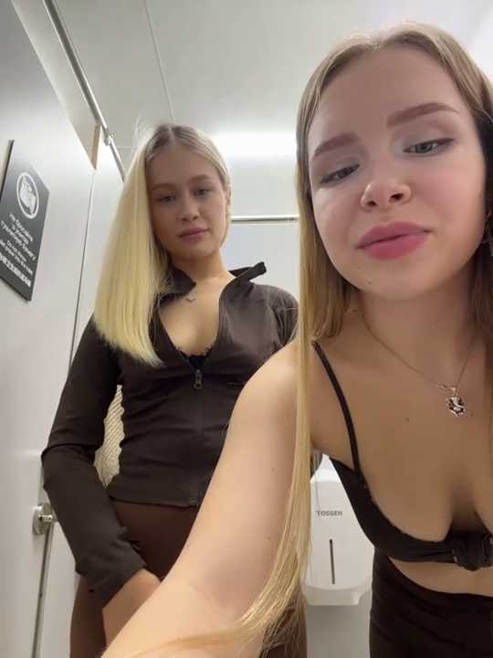 Liza_risky cam recording