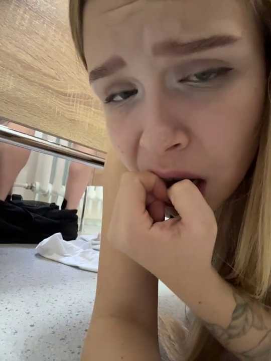Liza_risky cam recording