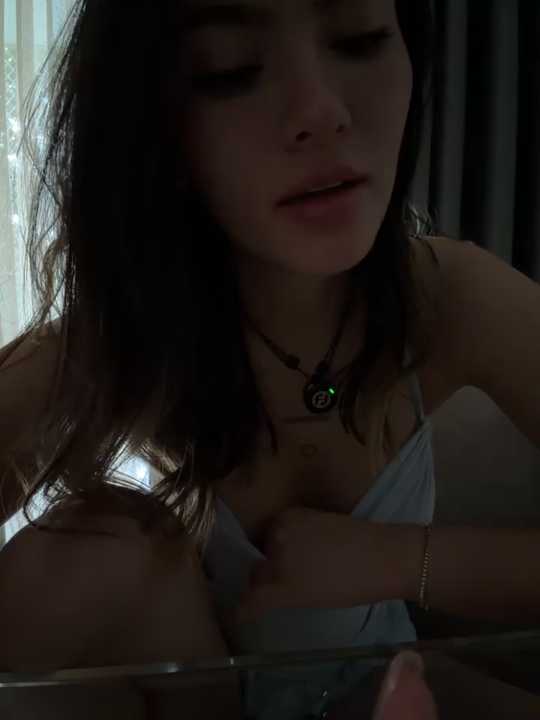 Lizzy_Mei Stripchat recording – Oct 25, 2026