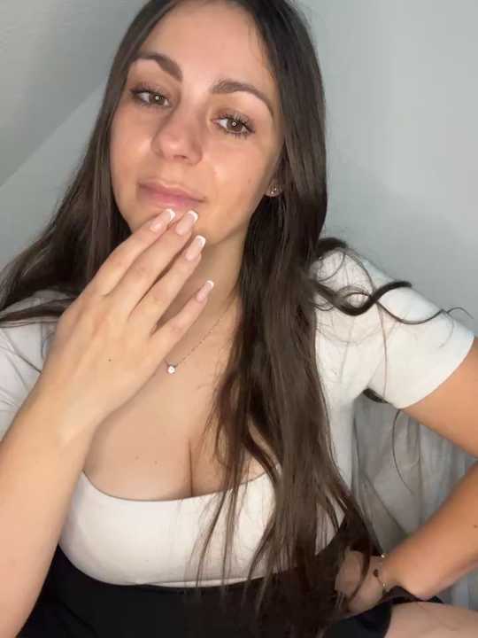 Loella-Rose cam recording