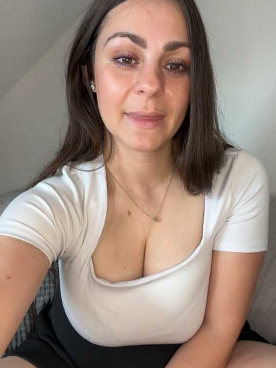 Loella-Rose cam recording