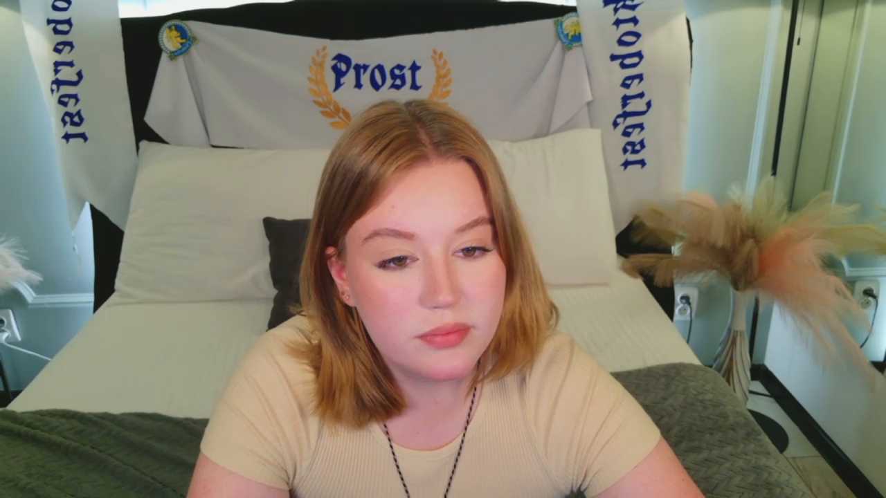 Lola_Blush cam recording