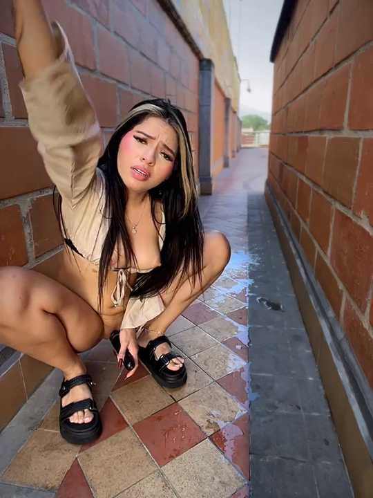 LolliePopsXXX cam recording