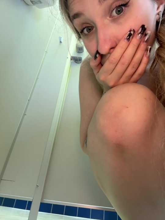 LollyPollly Stripchat recording – Oct 26, 2026