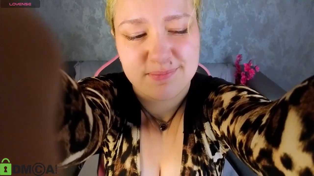 Lollybunnyy cam recording