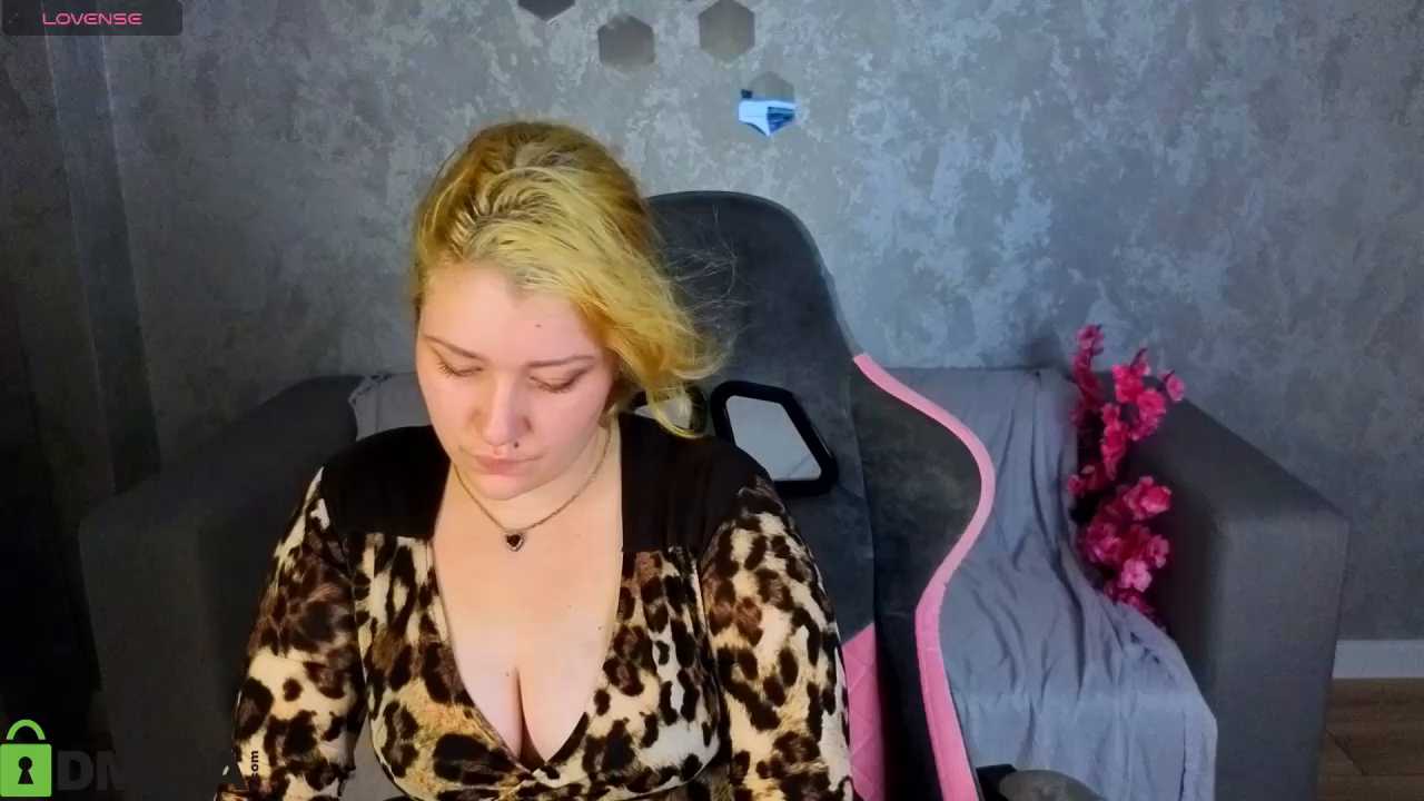 Lollybunnyy cam recording