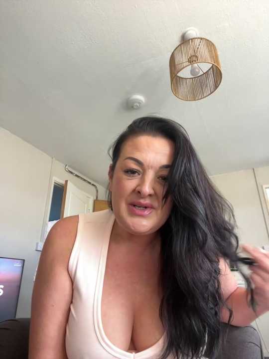 Lou_Loux cam recording