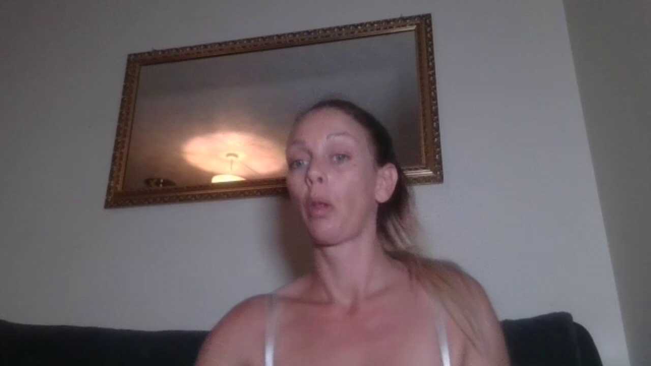 LouiseLovell cam recording
