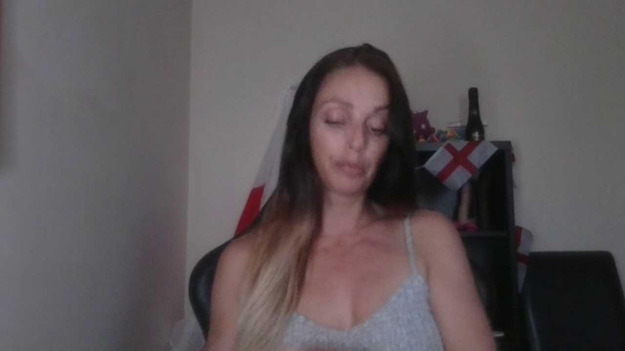 LouiseLovell cam recording