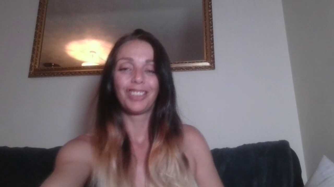 LouiseLovell cam recording