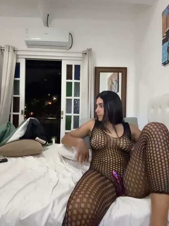 Louisexx Stripchat recording – Oct 25, 2026