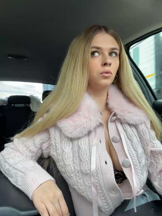 Love_Bri Stripchat recording – Oct 16, 2026