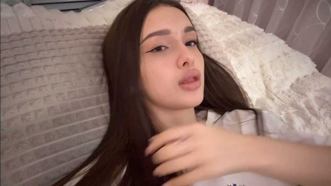 Love_my_Lips cam recording