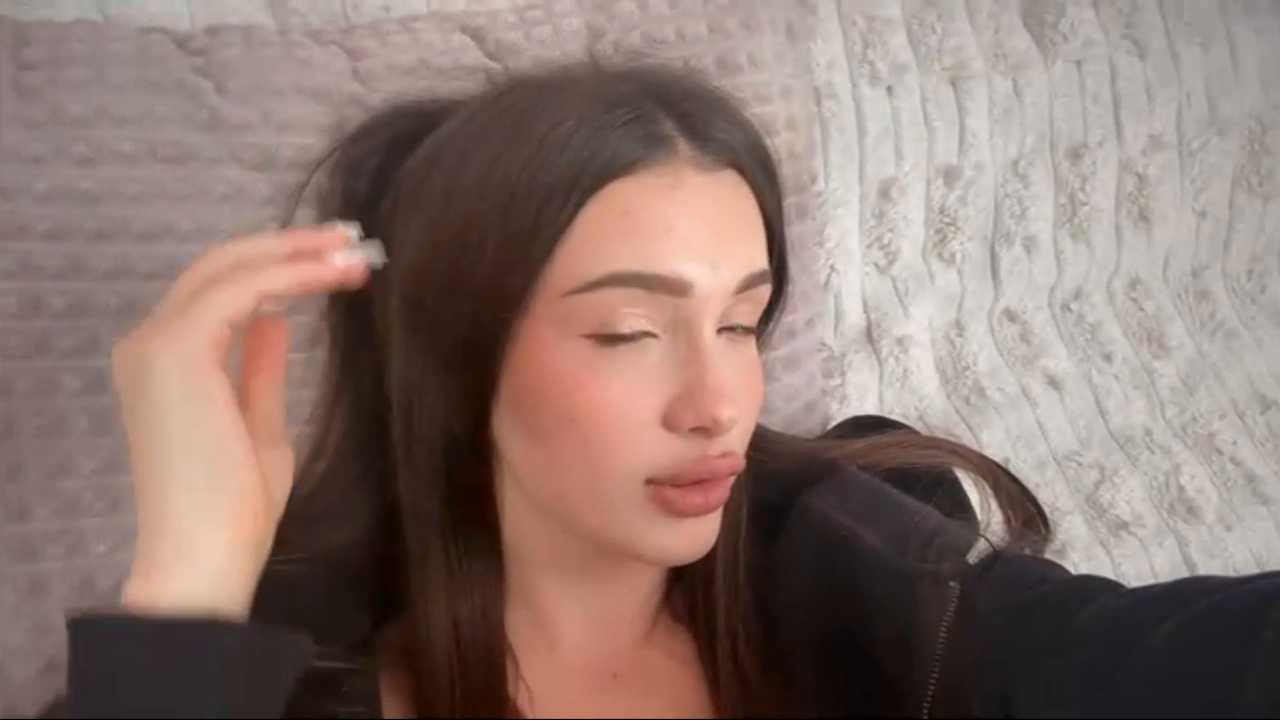 Love_my_Lips cam recording