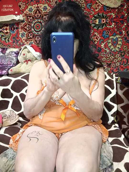 Lovely_Lori