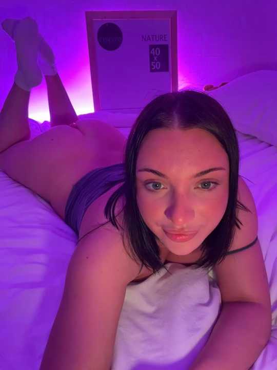 LucyHotty_
