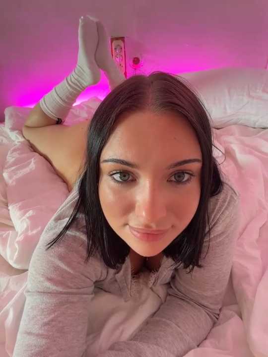 LucyHotty_ Stripchat recording – Oct 19, 2026