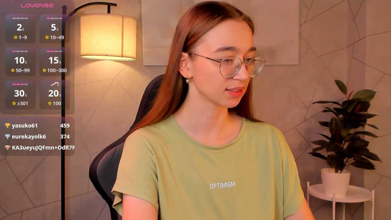 Lucy_Green cam recording