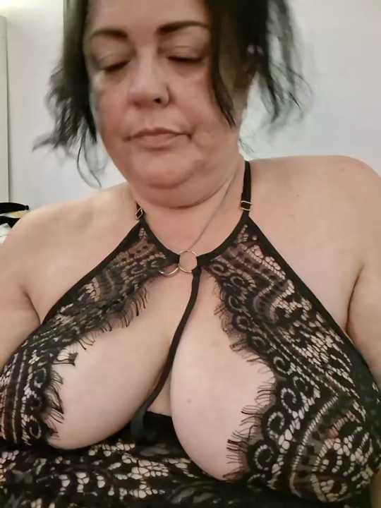 Luna81_XXX