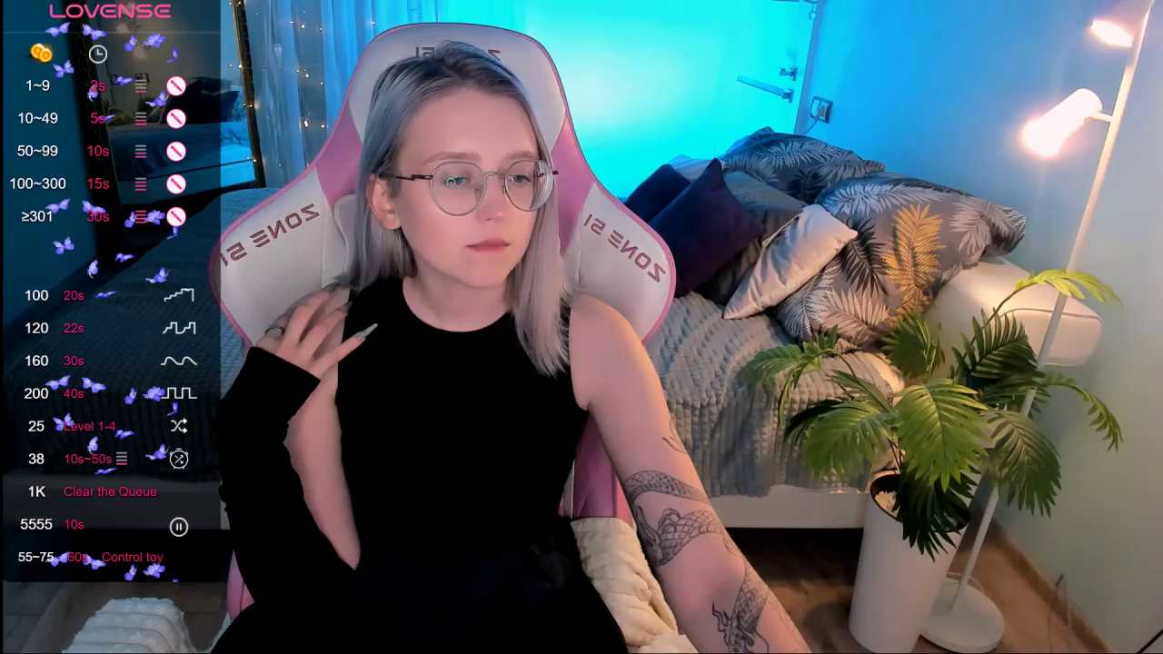 LunarGlow Stripchat recording – Oct 22, 2026
