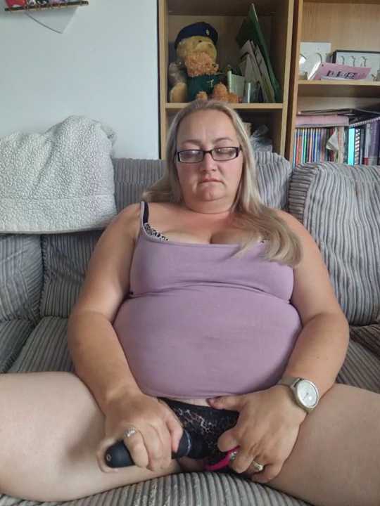 Luscious-LucyXX