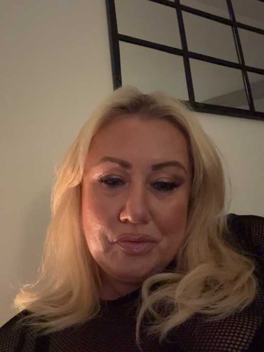 Lush-LunaXXX cam recording