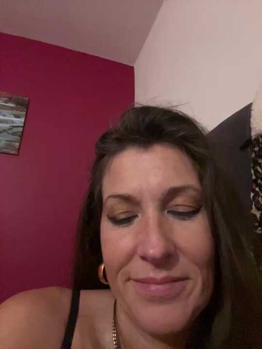 Lwhite1 Stripchat recording – Oct 22, 2026